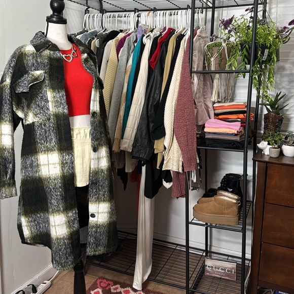 Oct 25 🕸️ - Picture 6 of 8